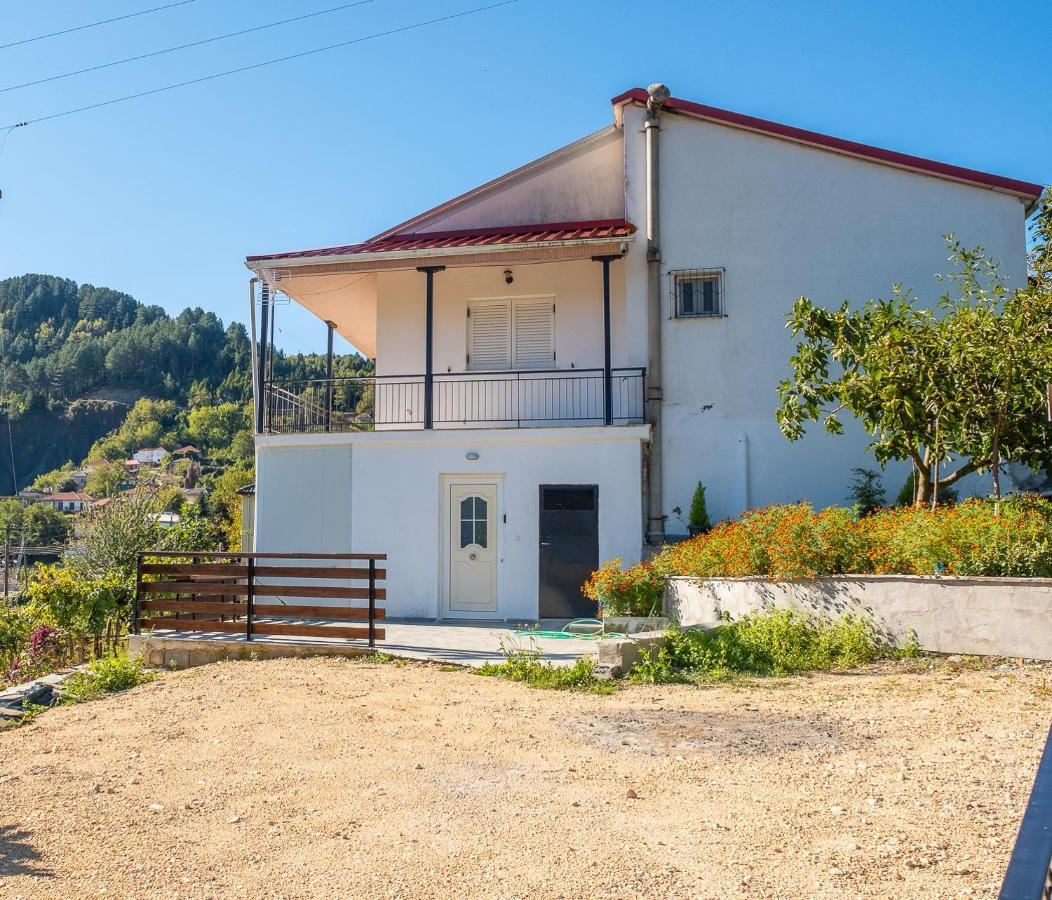 Remvi Guest House ปรามานตา ภายนอก รูปภาพ